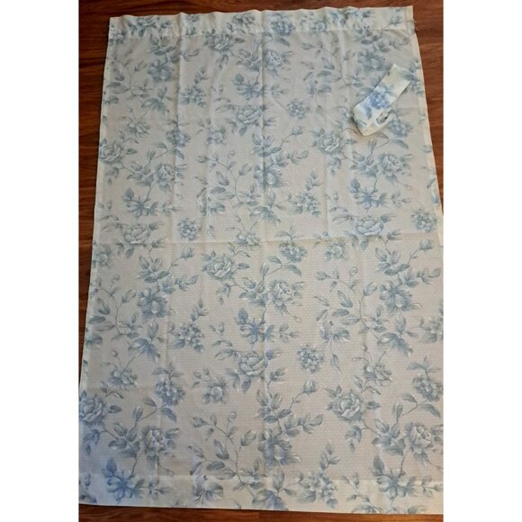 Blue White Roses Curtain Panel W Tie Back Gently Textured Cottage Country 60x40 - Picture 1 of 4